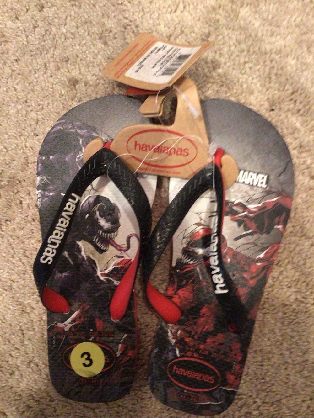 Havaianas Kids Flip Flops Size 33 -34. Ruby Red NWT